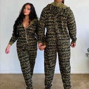 Savage Fenty onesie 18/20 Nwot UNISEX Mens & Womens